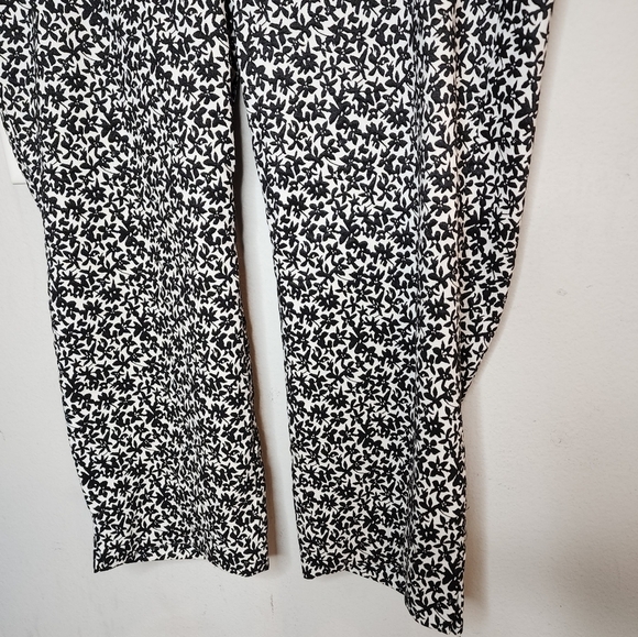 Lane Bryant Allie Black White Floral Pull on Stretch pants. Women's plus size 28 - Picture 12 of 15